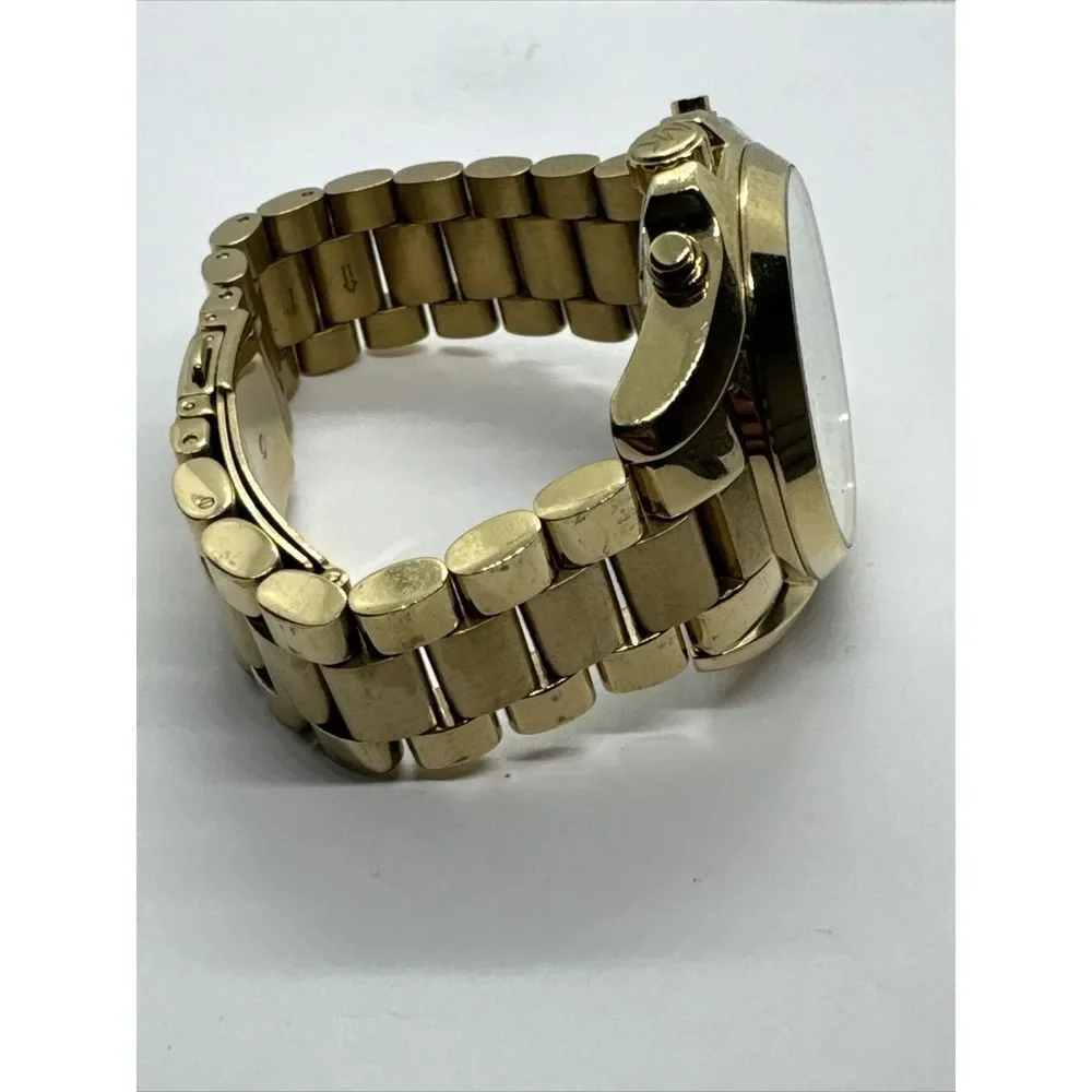 Michael Kors Bradshaw MK5605 Women Gold Stainless Steel Analog Dial Watch JNA784